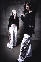 "DESTROYED" SWEATS WHITE HOT