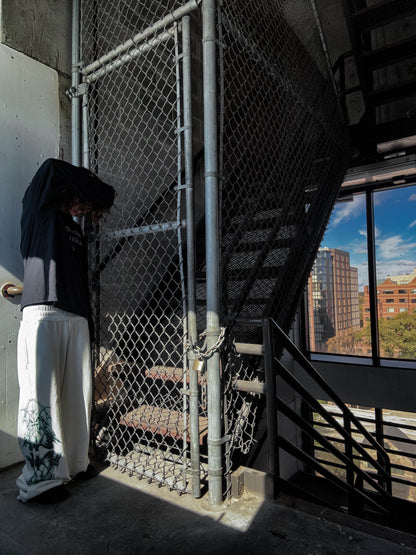 "DESTROYED" SWEATS WHITE