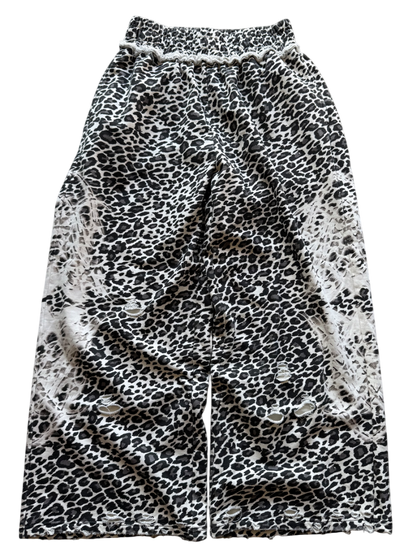 "DESTROYED" SWEATS SNOW LEOPARD