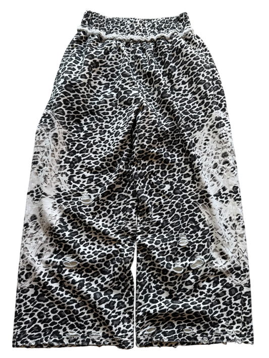 "DESTROYED" SWEATS SNOW LEOPARD